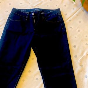 Dark blue Ana blue jeans.